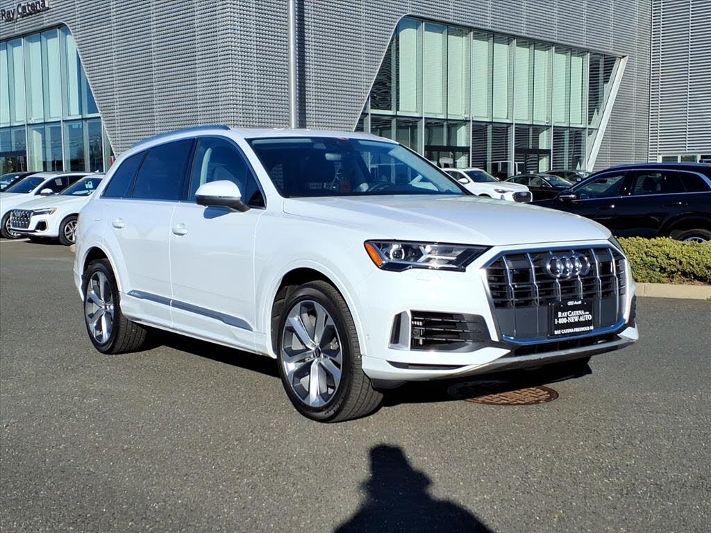 2022 Audi Q7 quattro Premium Plus 55 TFSI