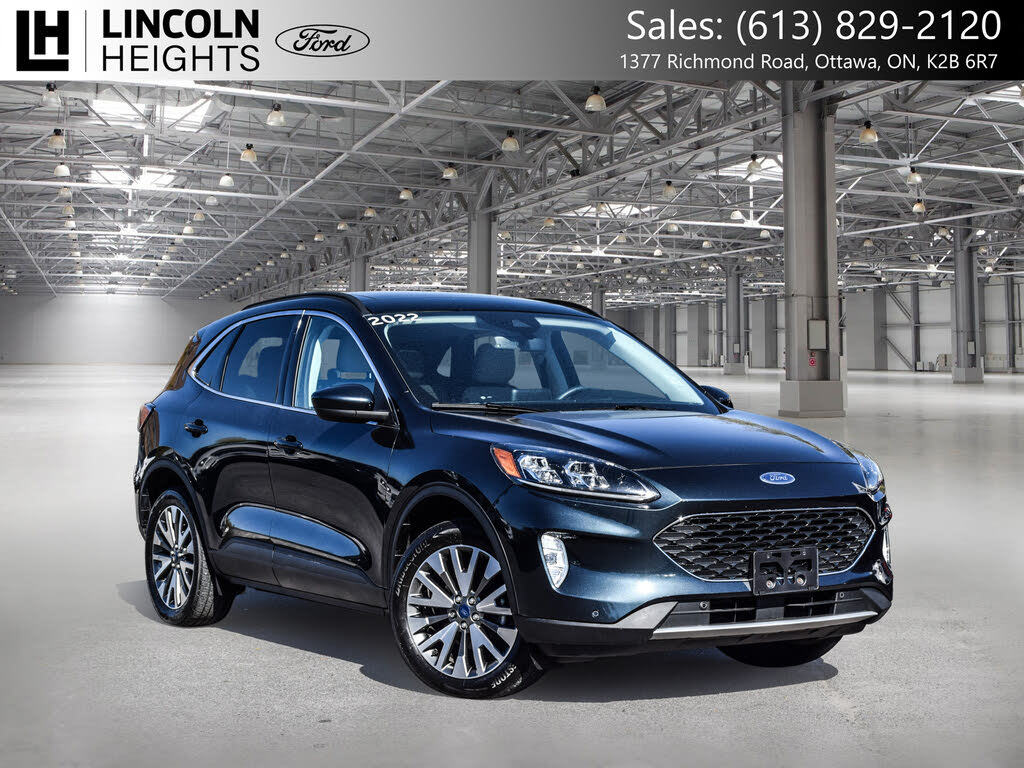 2022 Ford Escape Hybrid Titanium AWD