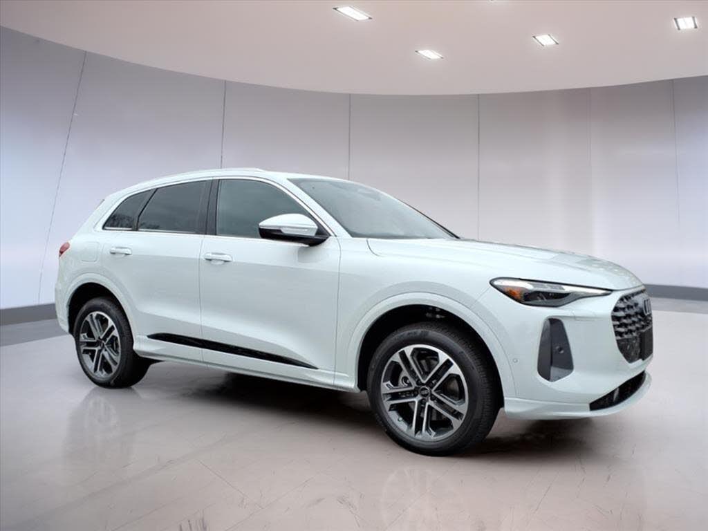 2025 Audi Q5 quattro Premium Plus 40 TFSI