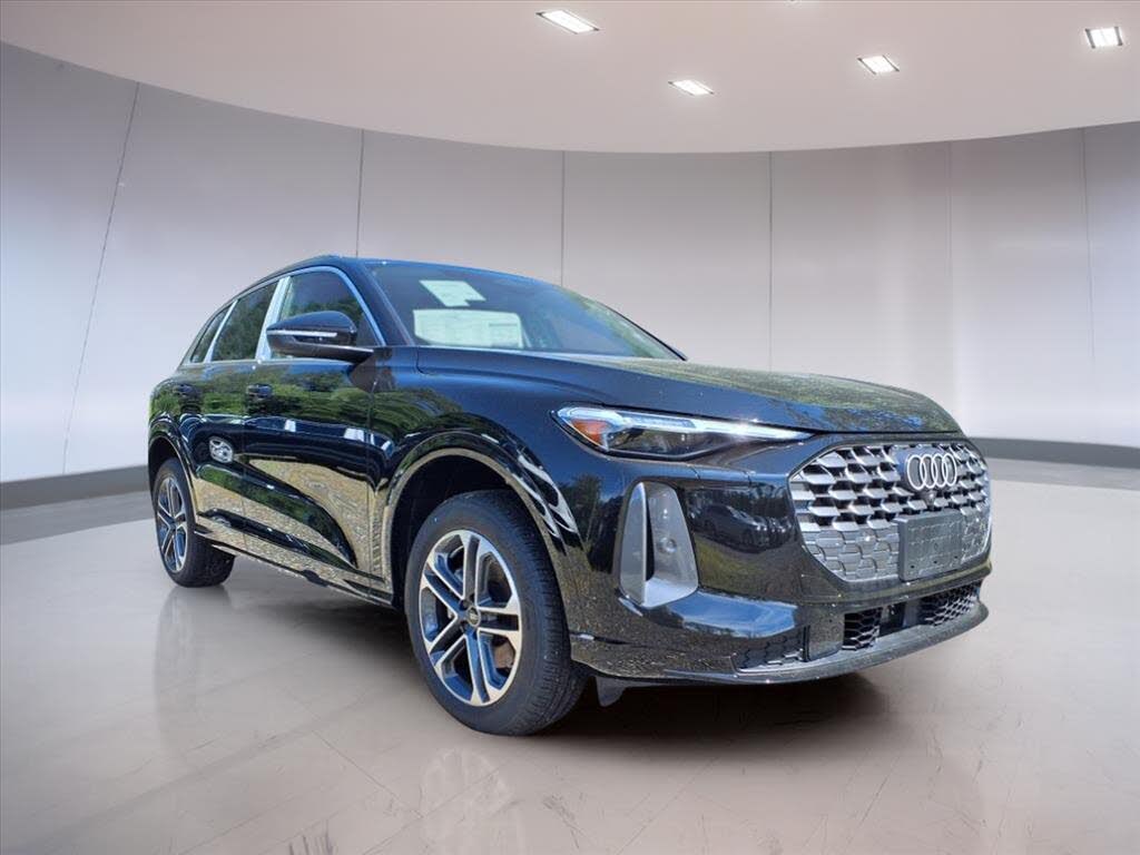 2025 Audi Q5 quattro Premium Plus 40 TFSI