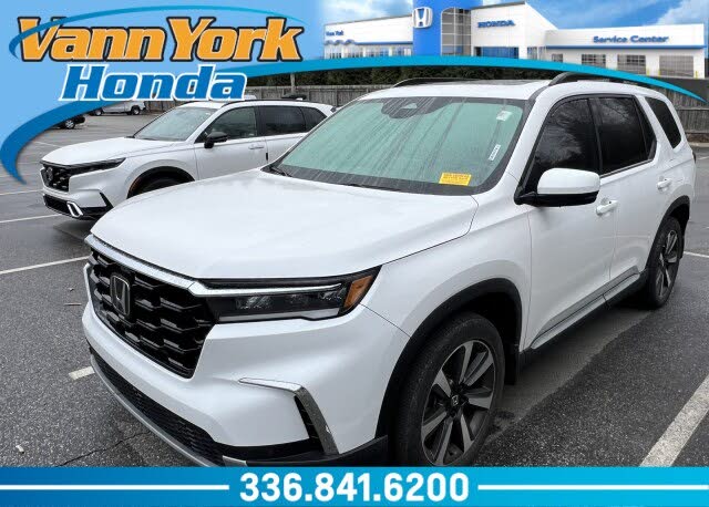 2023 Honda Pilot Touring AWD