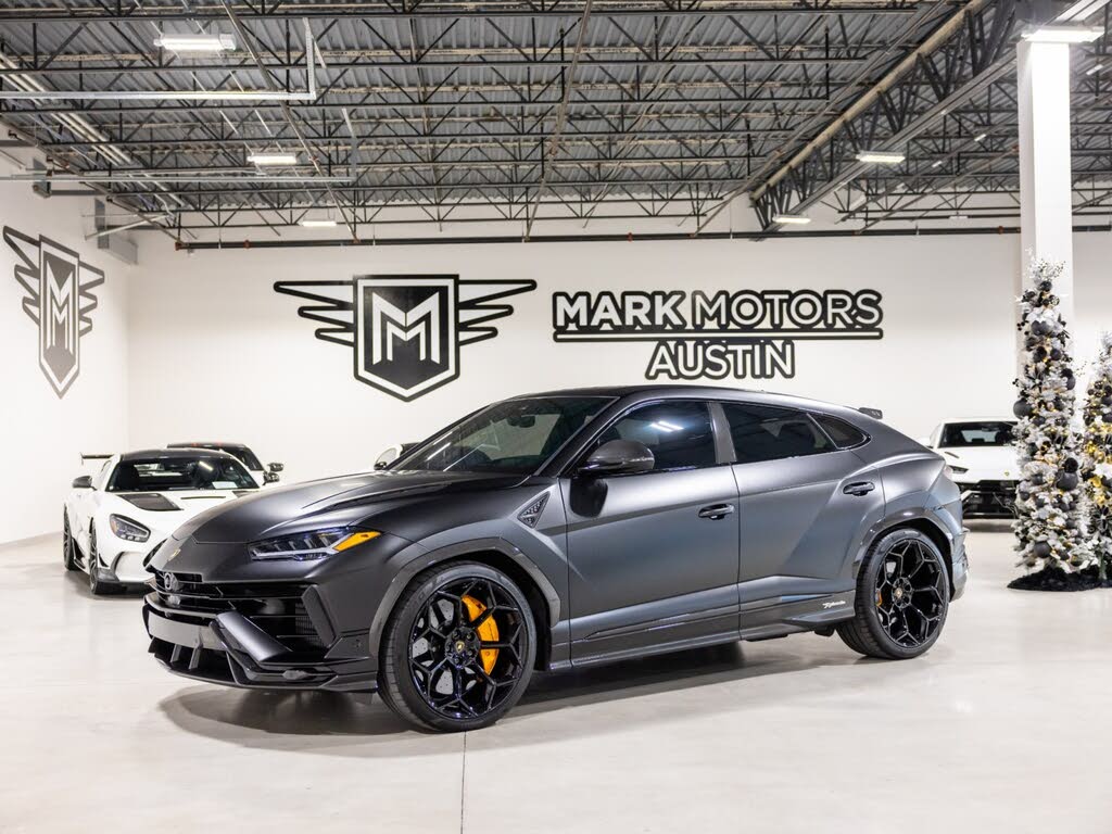 2023 Lamborghini Urus Performante AWD