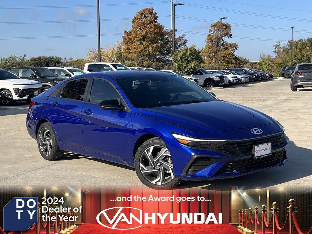 2025 Hyundai Elantra SEL Sport FWD