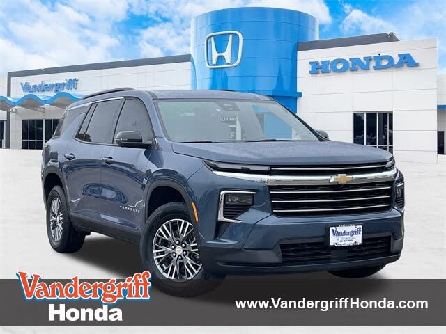 2024 Chevrolet Traverse LT FWD