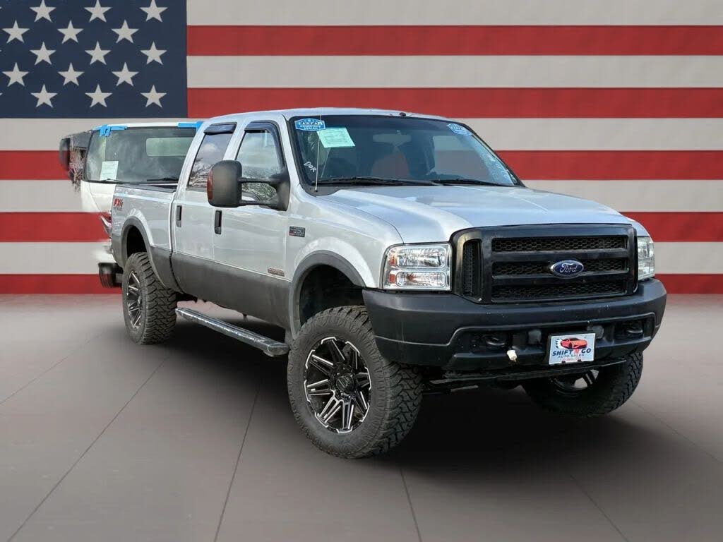 2004 Ford F-350 Super Duty XL Crew Cab SB 4WD