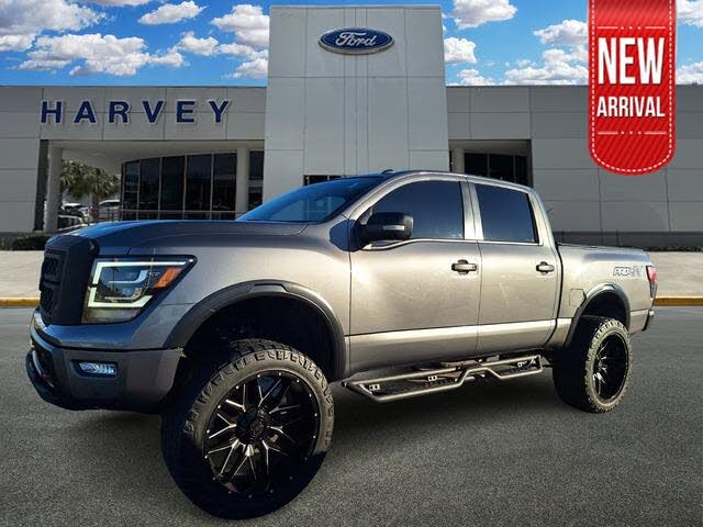 2021 Nissan Titan PRO-4X Crew Cab 4WD