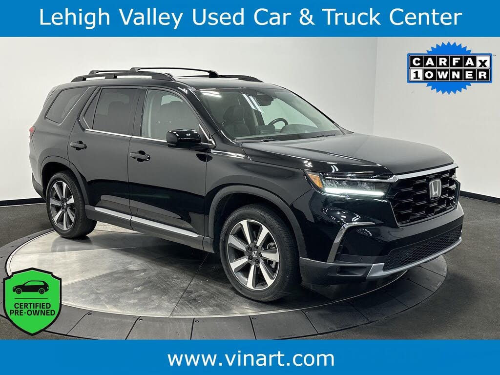 2023 Honda Pilot Touring AWD