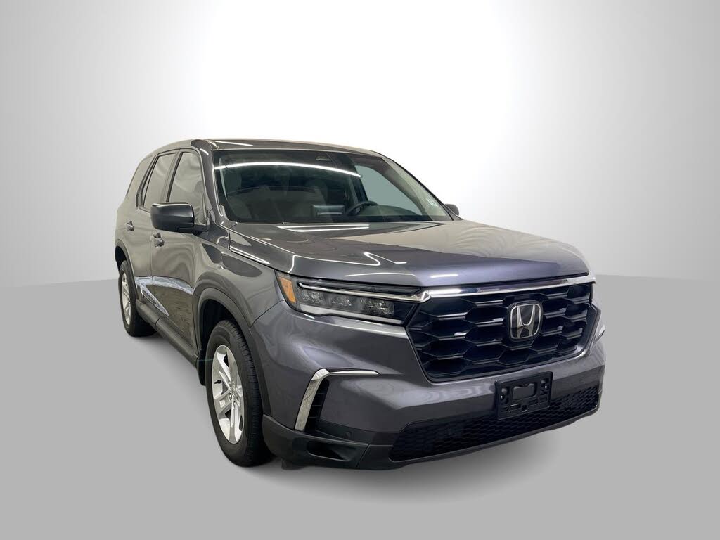 2023 Honda Pilot LX AWD