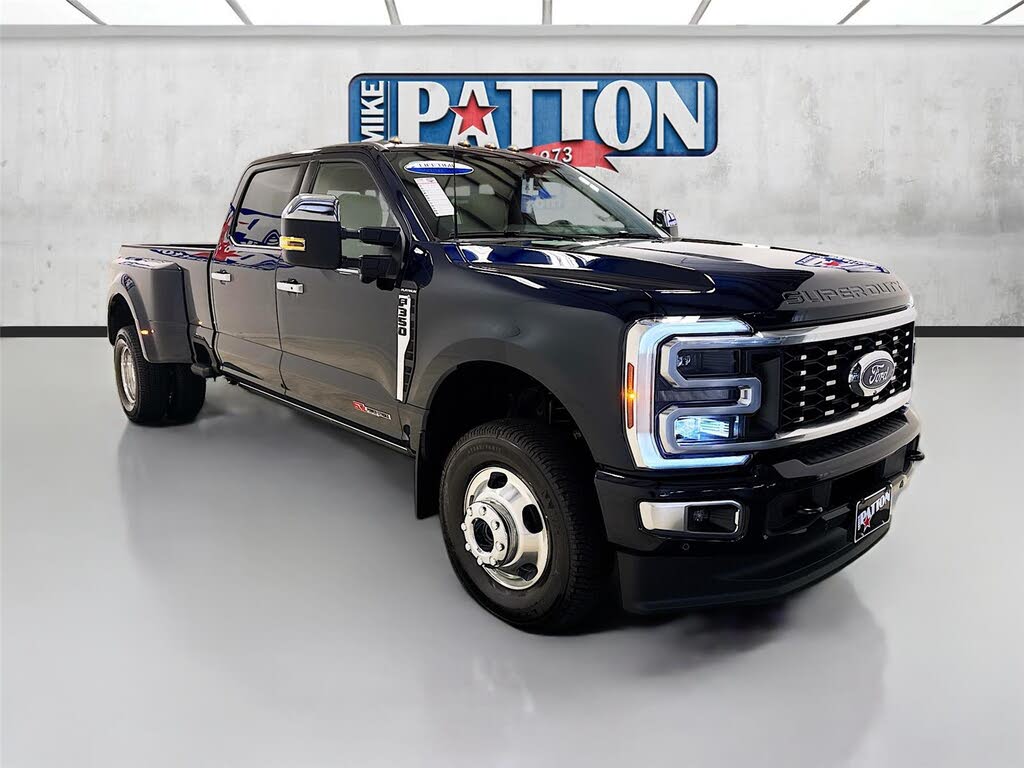 2025 Ford F-350 Super Duty Platinum Crew Cab LB DRW 4WD