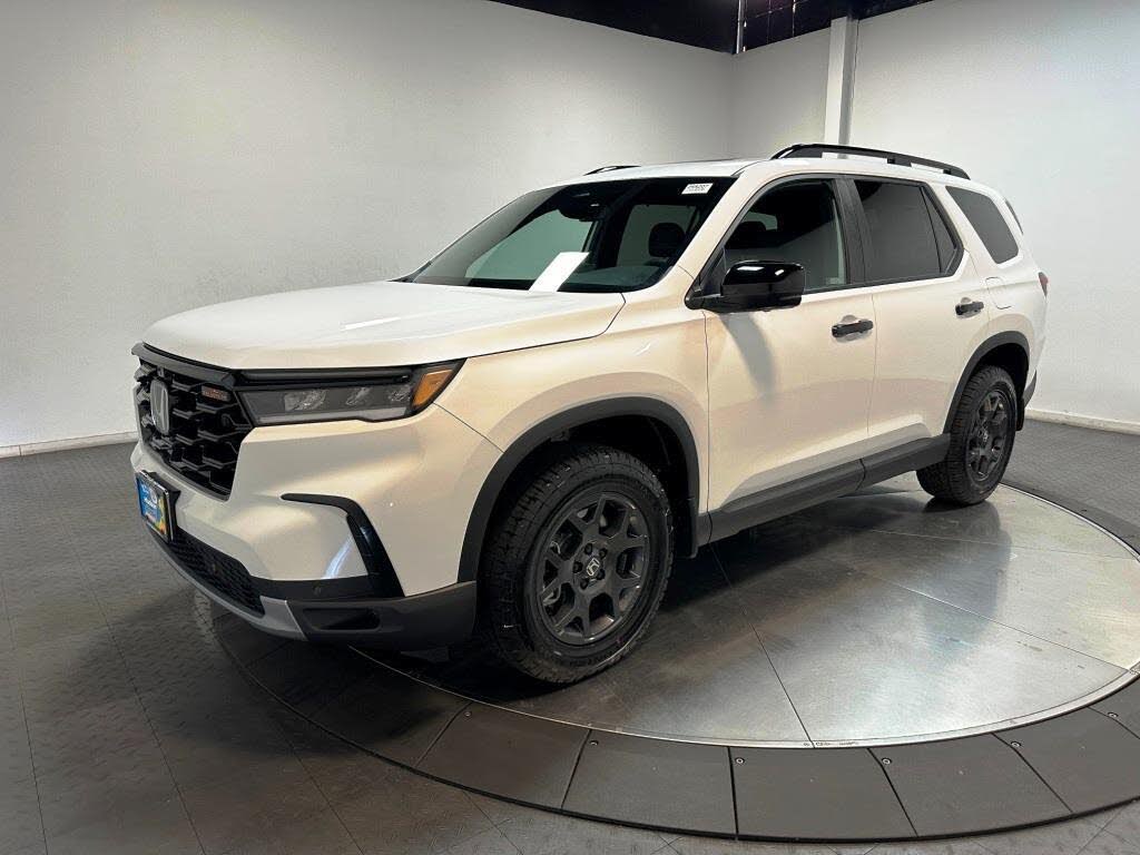 2025 Honda Pilot TrailSport AWD