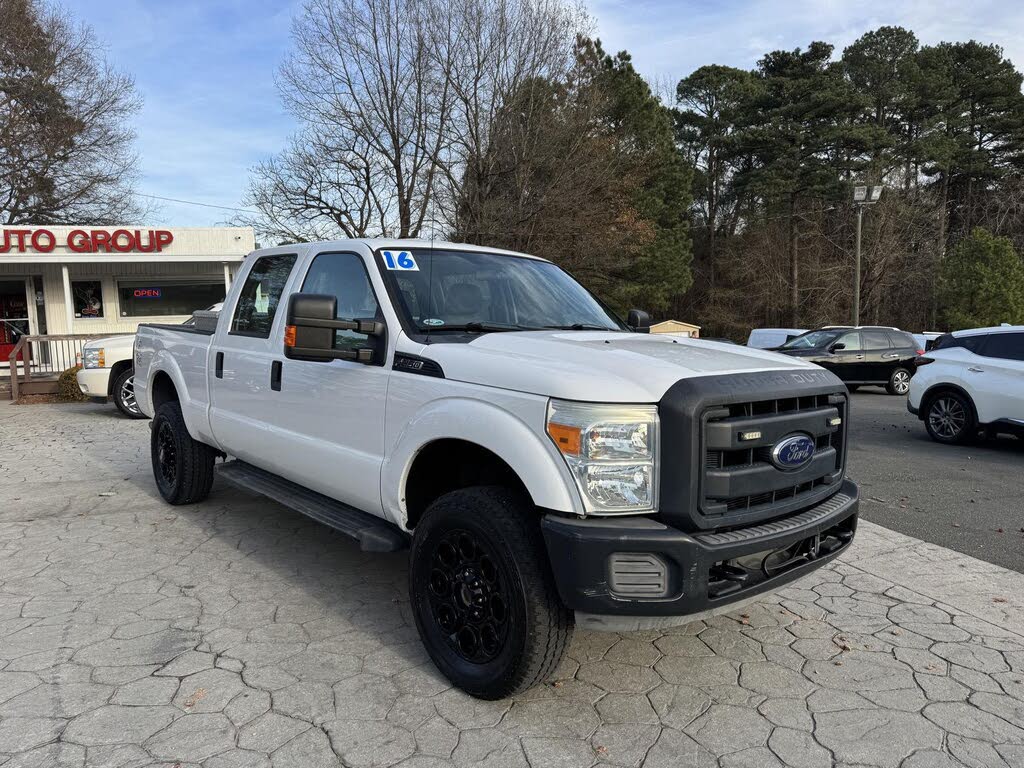 2016 Ford F-250 Super Duty XL Crew Cab 4WD
