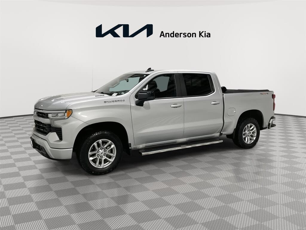 2022 Chevrolet Silverado 1500 RST Crew Cab 4WD