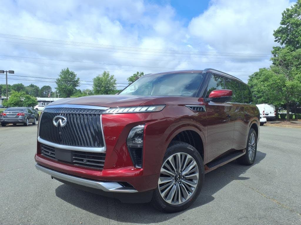 2025 INFINITI QX80 Luxe RWD