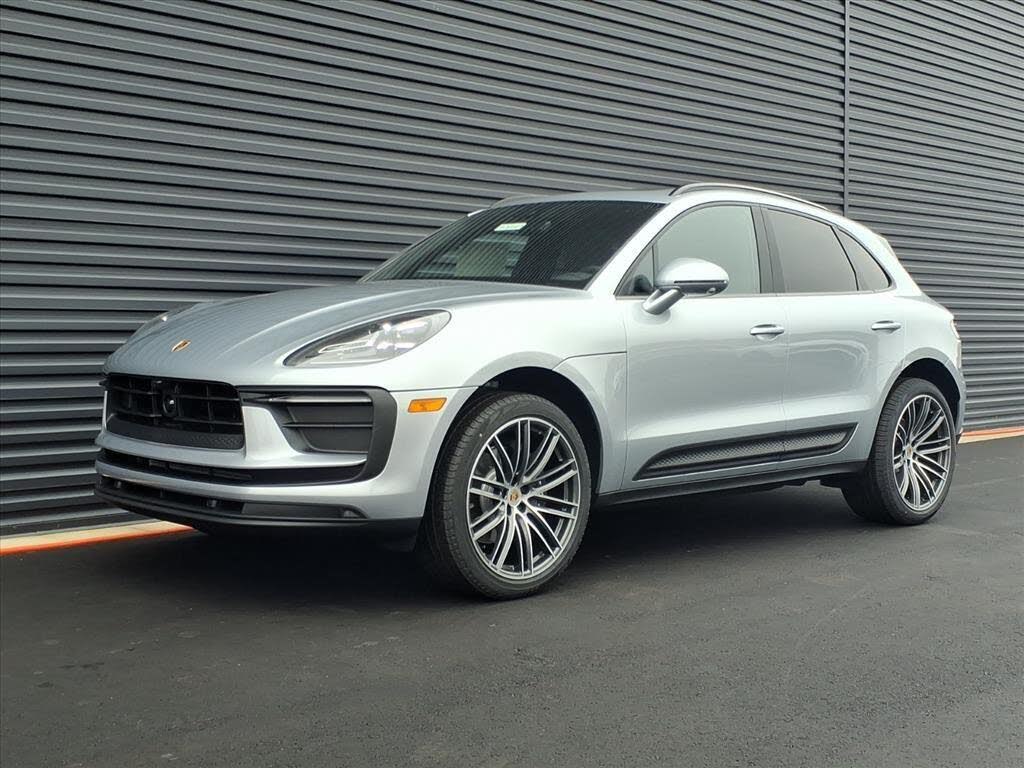 2026 Porsche Macan T AWD