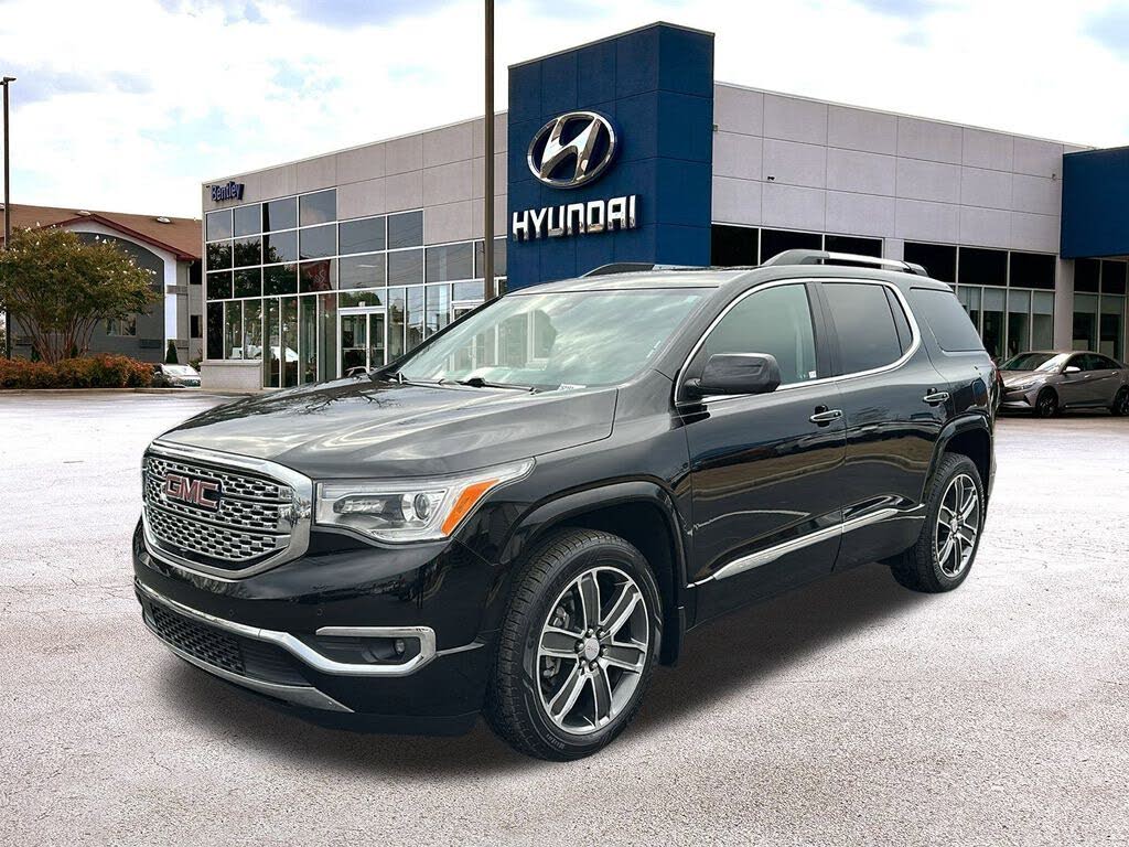 2017 GMC Acadia Denali FWD