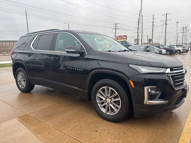 2023 Chevrolet Traverse LT Cloth FWD