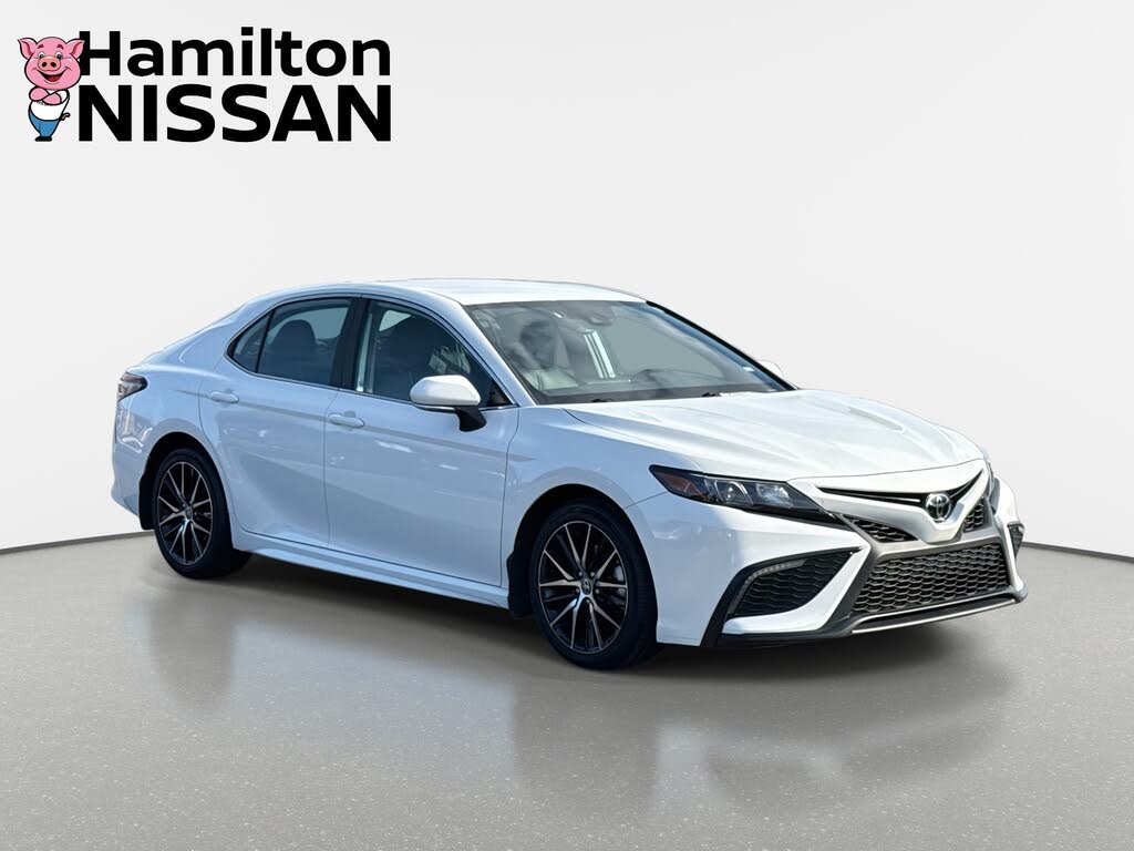 2024 Toyota Camry SE FWD