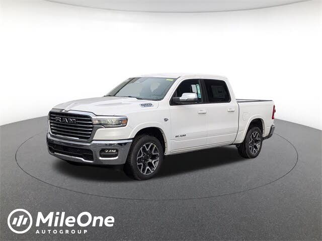 2026 RAM 1500 Laramie Crew Cab 4WD