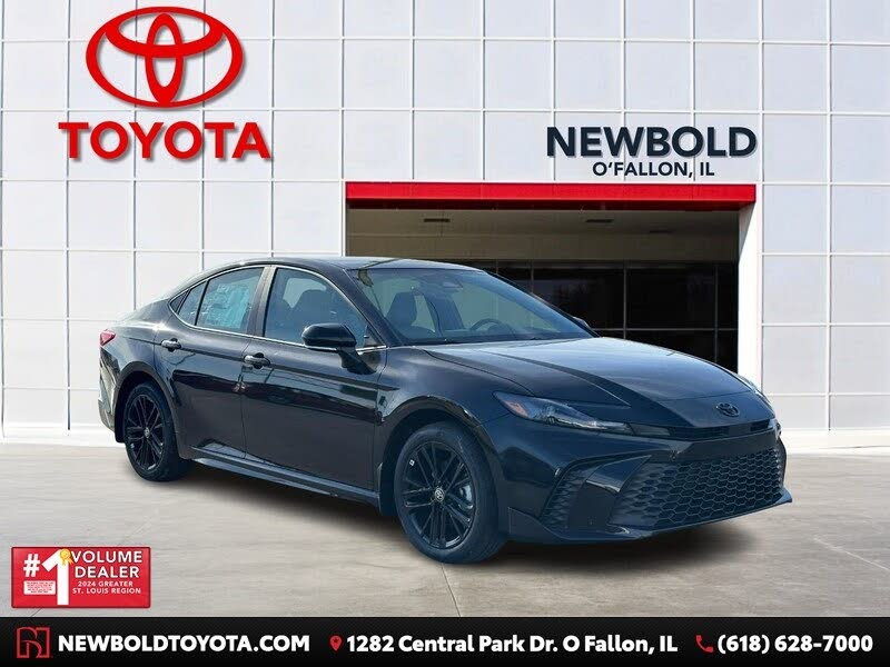 2026 Toyota Camry SE AWD