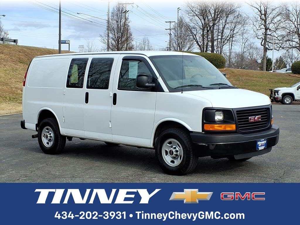 2016 GMC Savana Cargo 2500 RWD