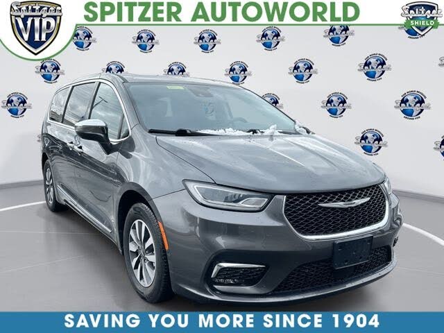 2022 Chrysler Pacifica Hybrid Limited FWD