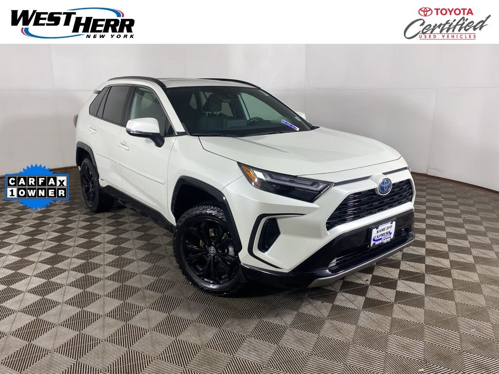 2022 Toyota RAV4 Hybrid SE AWD