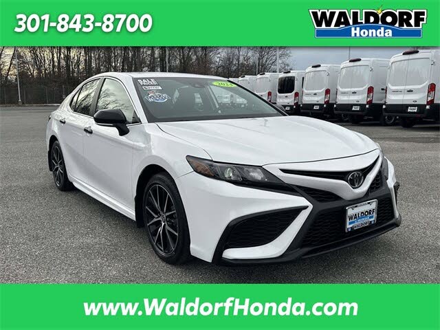 2024 Toyota Camry SE FWD