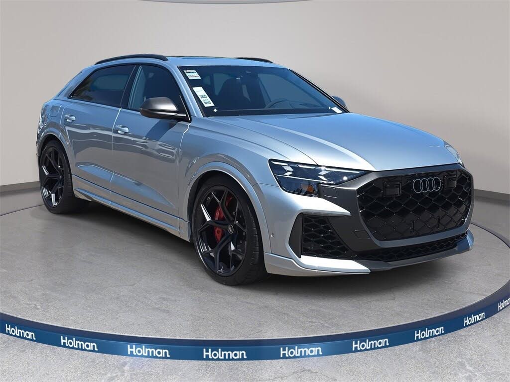 2025 Audi RS Q8 4.0T quattro Performance