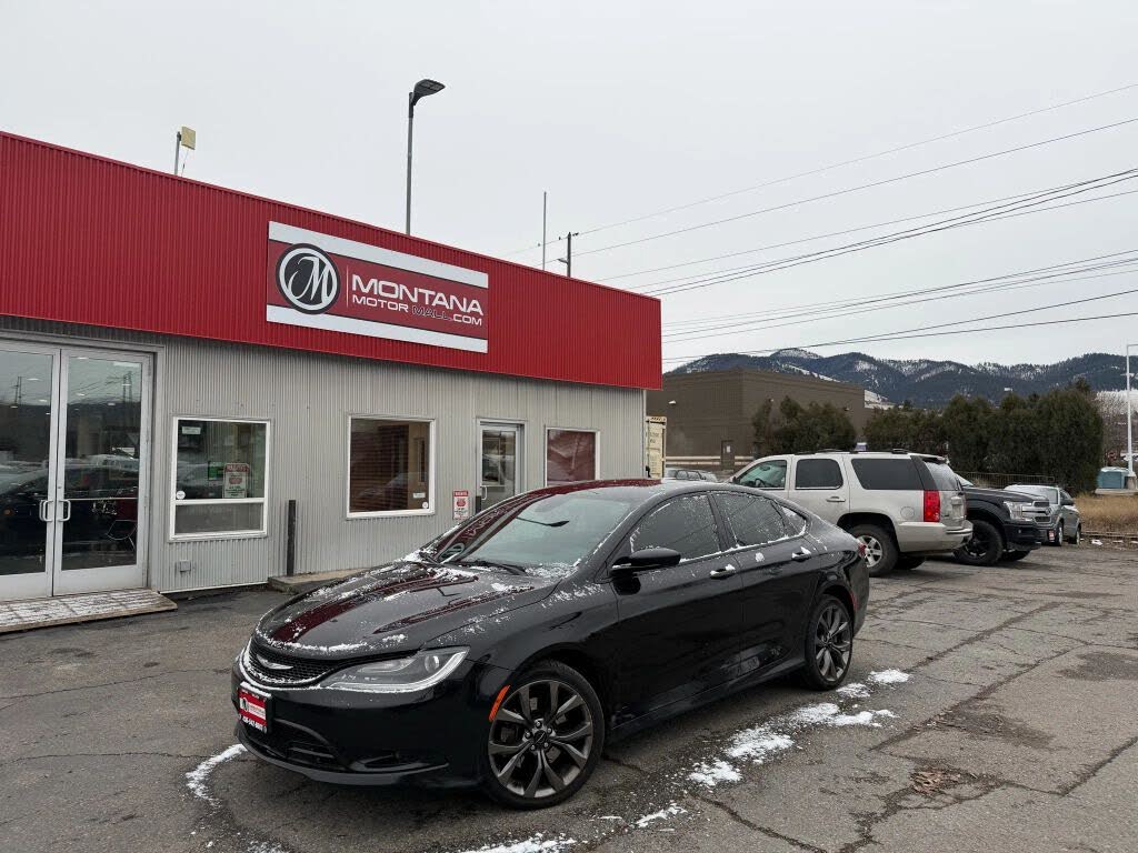 2016 Chrysler 200 S Sedan AWD