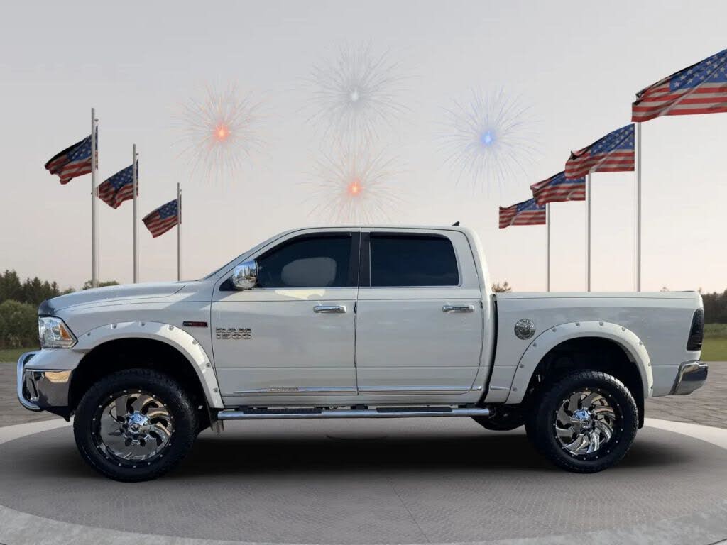 2016 RAM 1500 Laramie Limited Crew Cab 4WD