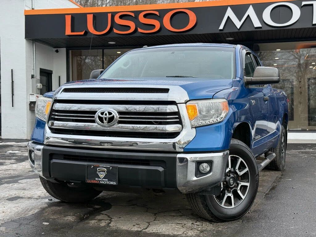 2017 Toyota Tundra SR5 Double Cab 5.7L 4WD