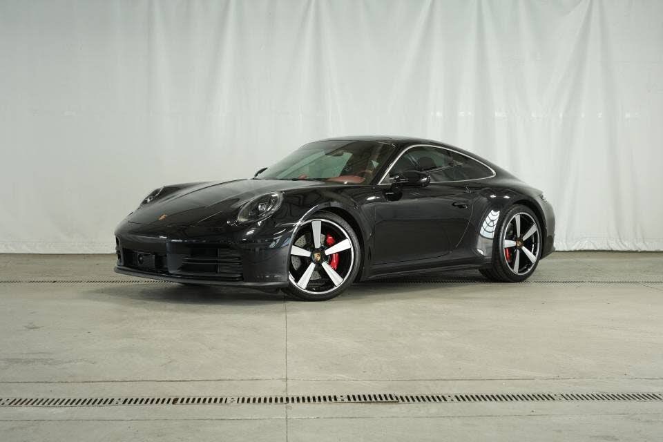 2025 Porsche 911 Carrera Coupe RWD