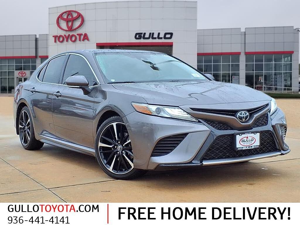 2019 Toyota Camry XSE FWD