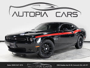 Dodge Challenger SXT AWD