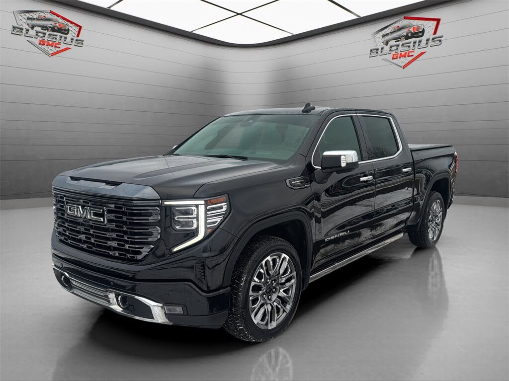 2023 GMC Sierra 1500 Denali Ultimate Crew Cab 4WD