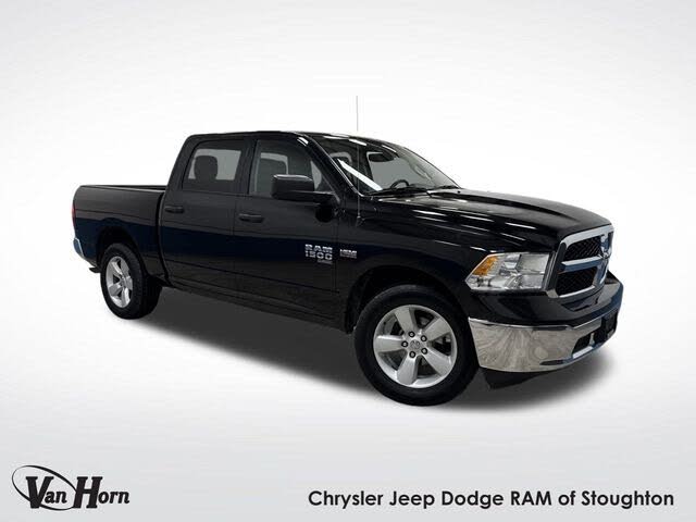2023 RAM 1500 Classic SLT Crew Cab 4WD