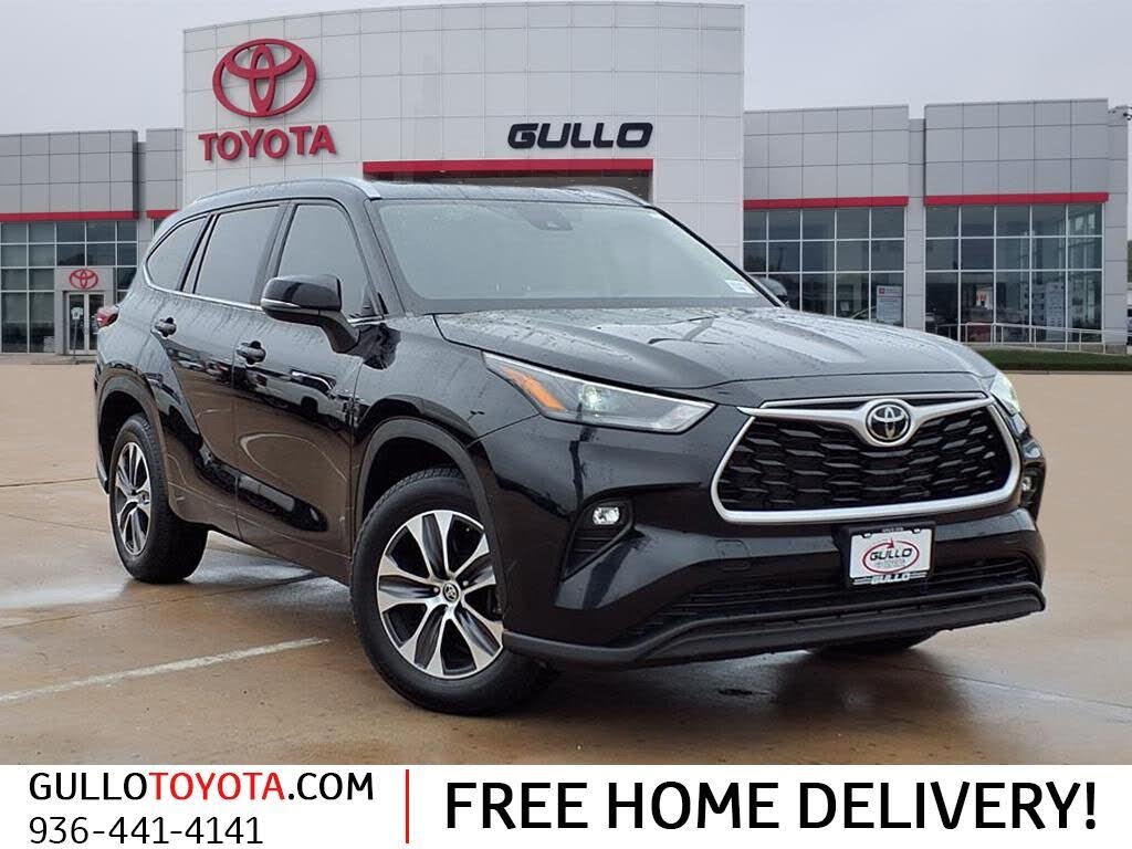 2023 Toyota Highlander XLE FWD