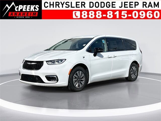 2024 Chrysler Pacifica Hybrid Select FWD