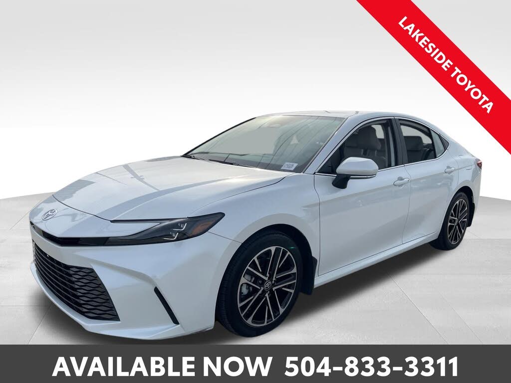 2025 Toyota Camry XLE FWD