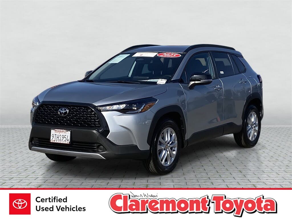 2025 Toyota Corolla Cross LE FWD