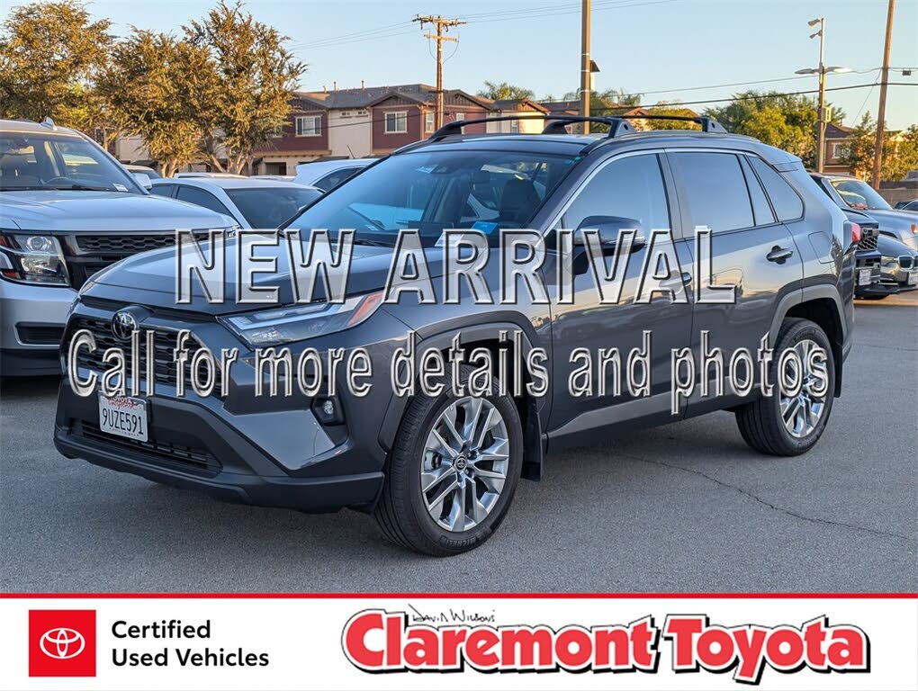 2025 Toyota RAV4 XLE Premium FWD