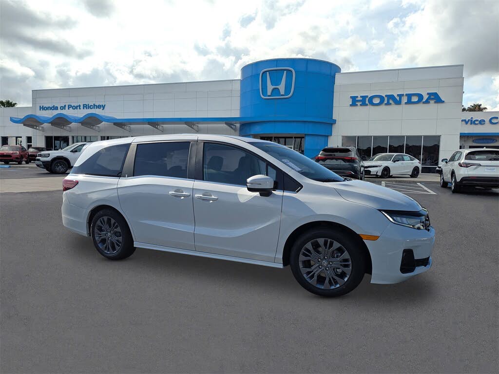 2026 Honda Odyssey Touring FWD