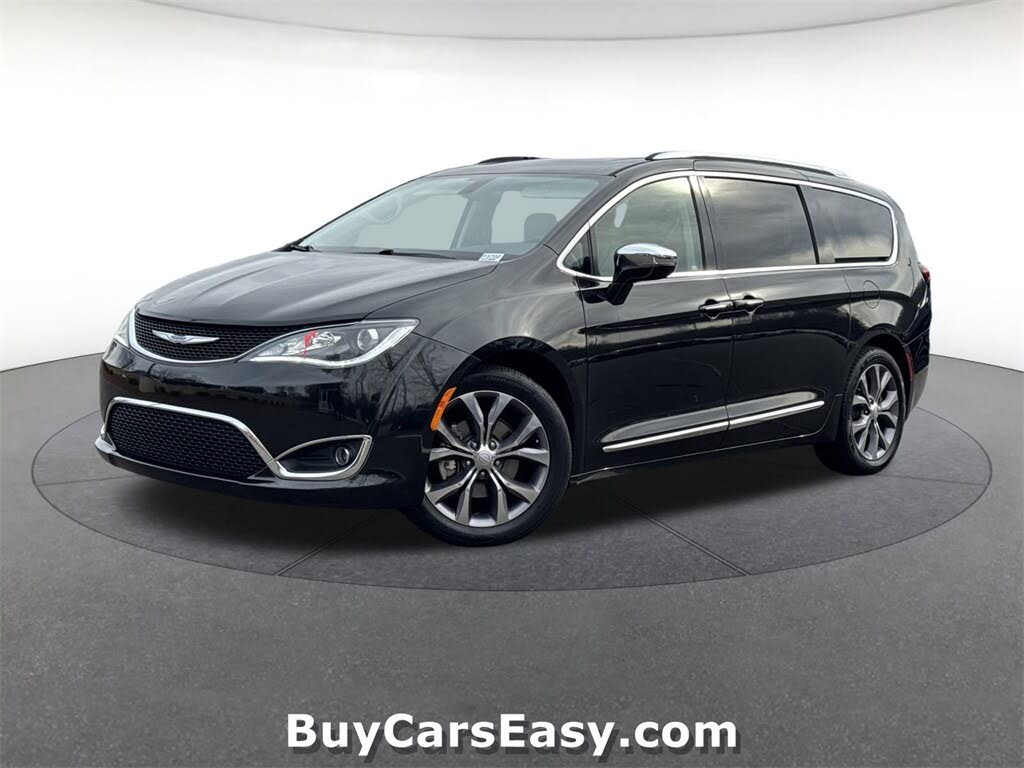 2019 Chrysler Pacifica Limited FWD