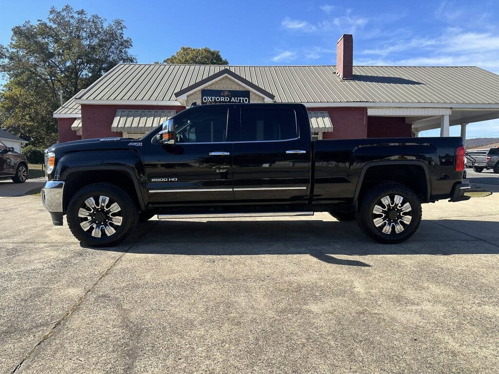 2019 GMC Sierra 2500HD SLT Crew Cab 4WD