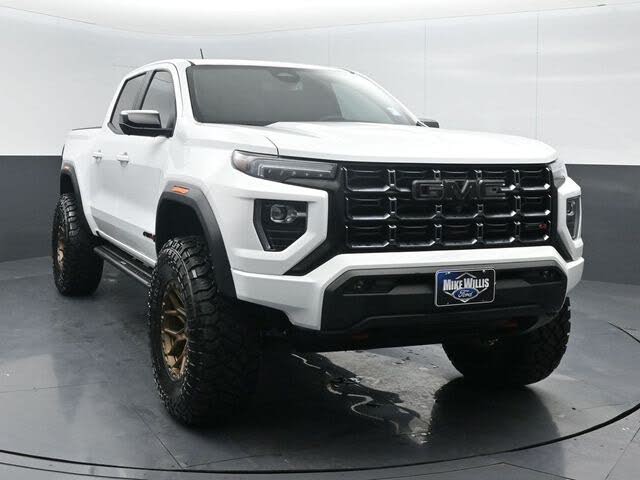 2023 GMC Canyon AT4 Crew Cab 4WD