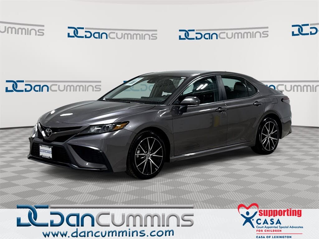 2023 Toyota Camry SE Nightshade FWD