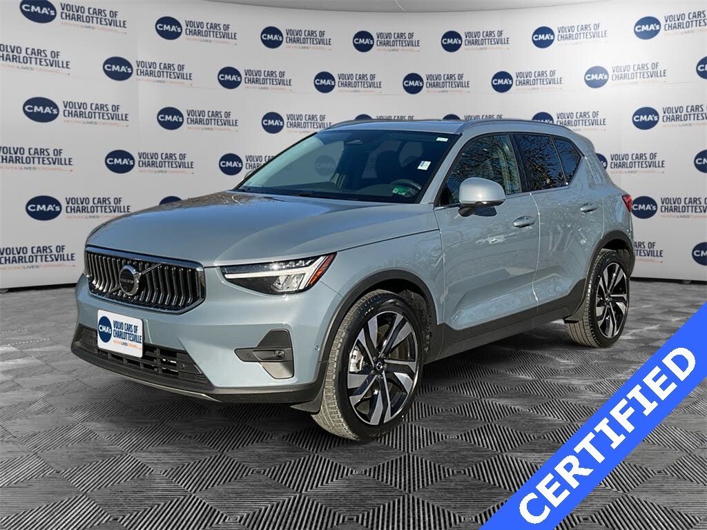2023 Volvo XC40 B5 Ultimate Bright Theme AWD