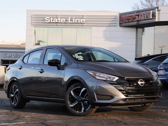 2025 Nissan Versa SR FWD