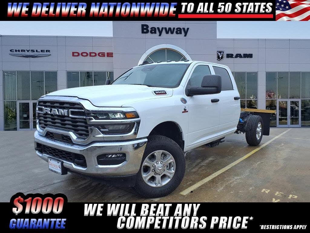 2026 RAM 3500 Chassis Tradesman Crew Cab LB 4WD