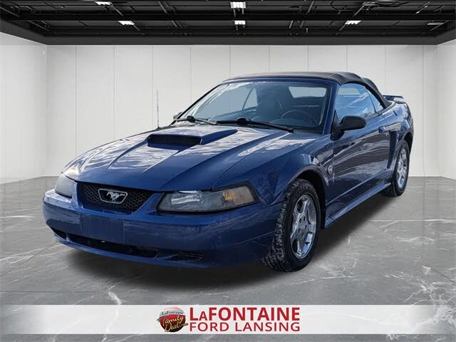 2004 Ford Mustang Deluxe Convertible RWD